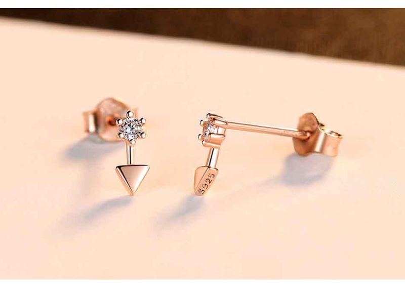 Mini Triangle V-Shaped Gold-Plated 925 Silver Earrings Stud