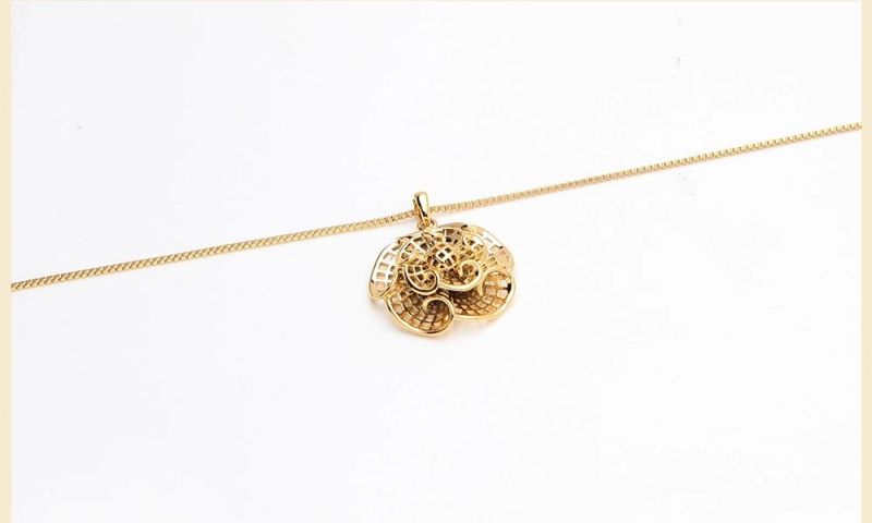 Hot Sale Gold Plated Fashion Jewellery Customize Copper/Stainless Steel Jewelry Flower Pendant Necklace