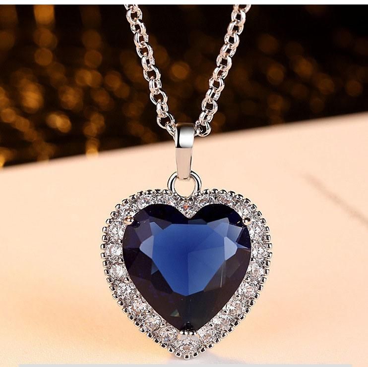 The Classic Titanic Heart of The Ocean Pendant Necklace Jewelry