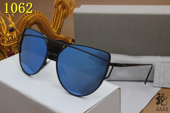 Summer Wholesale Brand UV Protection Beach Sunglass Luxury Fashion Chanel′′s Fashion Unisex Designer Sunglasses