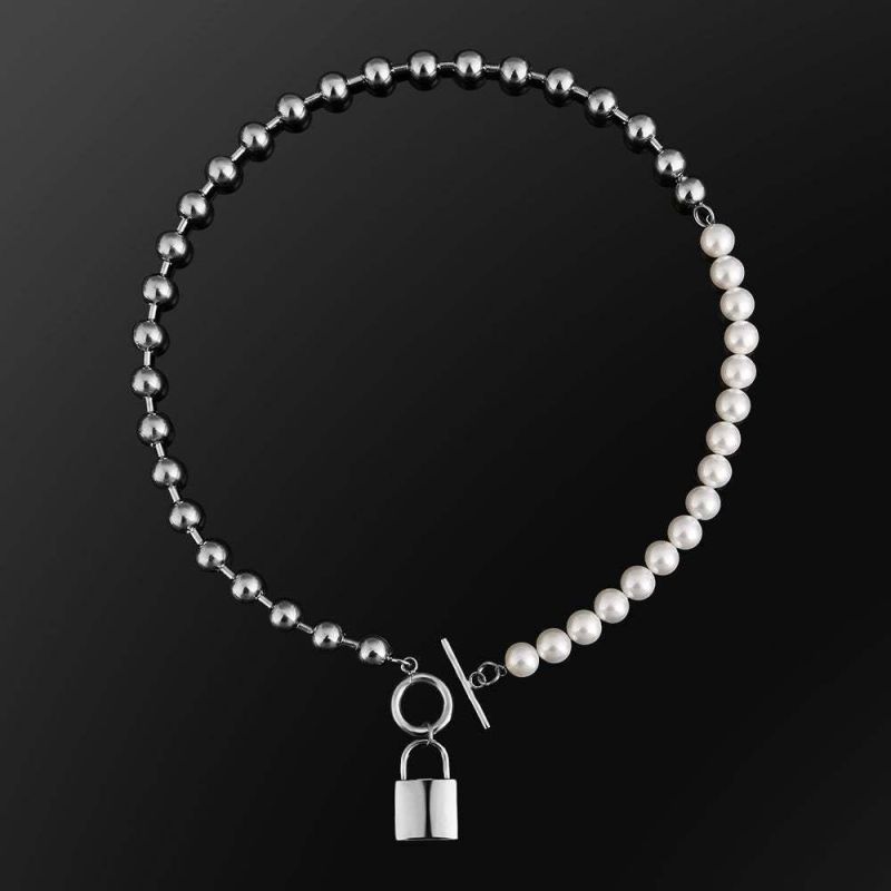 European and American Style Geometric Round Pearl Necklace Ins Ot Lock Pendant