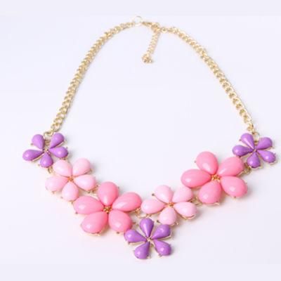2020 Most Popular Gold Pendant Necklace with Pink Flowers