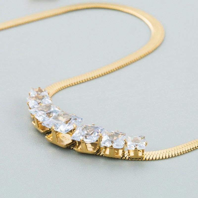 Manufacturer Customized Fashion Jewelry Ins Style New Necklace 18K Gold Square Zircon Blade Chain Snake Chain Neck Chain Women′s Fashion Versatile Necklace