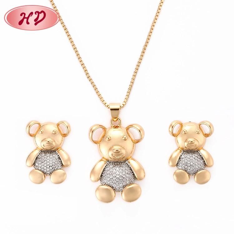 Fashion Accessories 18K Gold Plated Silver Alloy Women Jewelry Sets Chain Pendant Necklace with CZ Crystal
