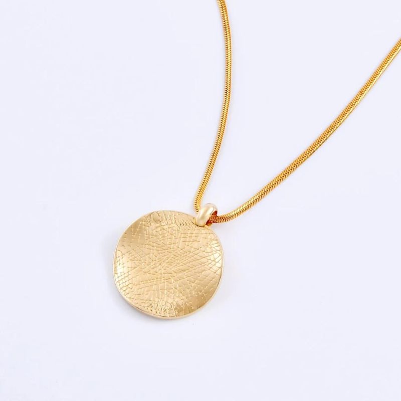 18K Gold Plated Jewelry Chain Fashion Necklace Design with Round Circle Pendant for Men and Women