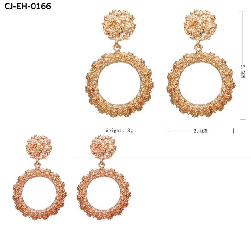 The Manufacturer Is Stocking a New Crop of Fashionable Earrings with Geometric Alloy Lacquered and Plated Earrings