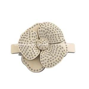 Fashion Flower Hair Accessory with Rhinestone Hair Clip for Women