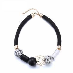 Fashion Jewelry Black Rope Wooden Beads Choker Necklace Ethnic Square Alloy Chain Vintage Necklaces for Women Collares
