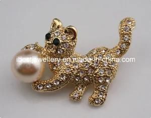 Fashion Jewelry-Cat Shaped Metal Brooch