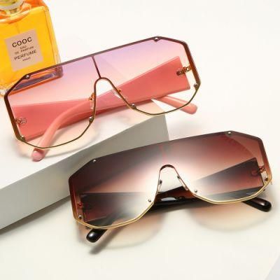 New Arrival High Quality Fashion Simple Style One Piece Lens Sunglasses UV400 Outdoor Oversized Colorful Sun Glasses