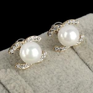 Imitation Cc Pearl Diamond Stud Earrings