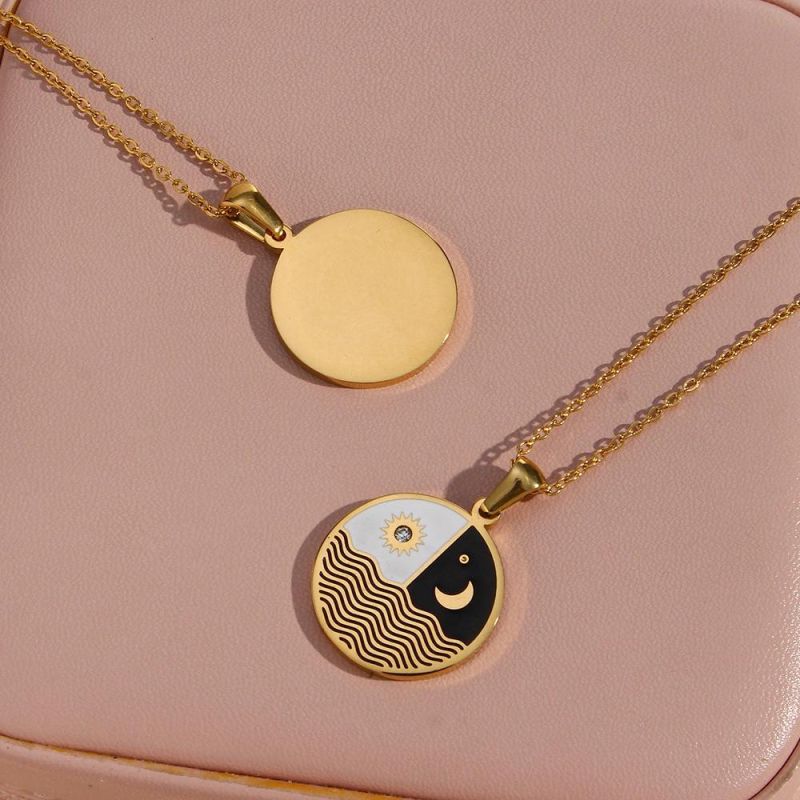 Factory Customized Fashion Jewelry, Light Luxury and Versatile Pendant Jewelry, Stainless Steel Plated 18K Gold Yin Yang Wave Round Brand Necklace