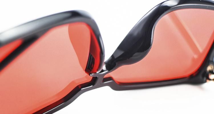 2021 Hot Selling Light PC Frame Women Ready Sunglasses