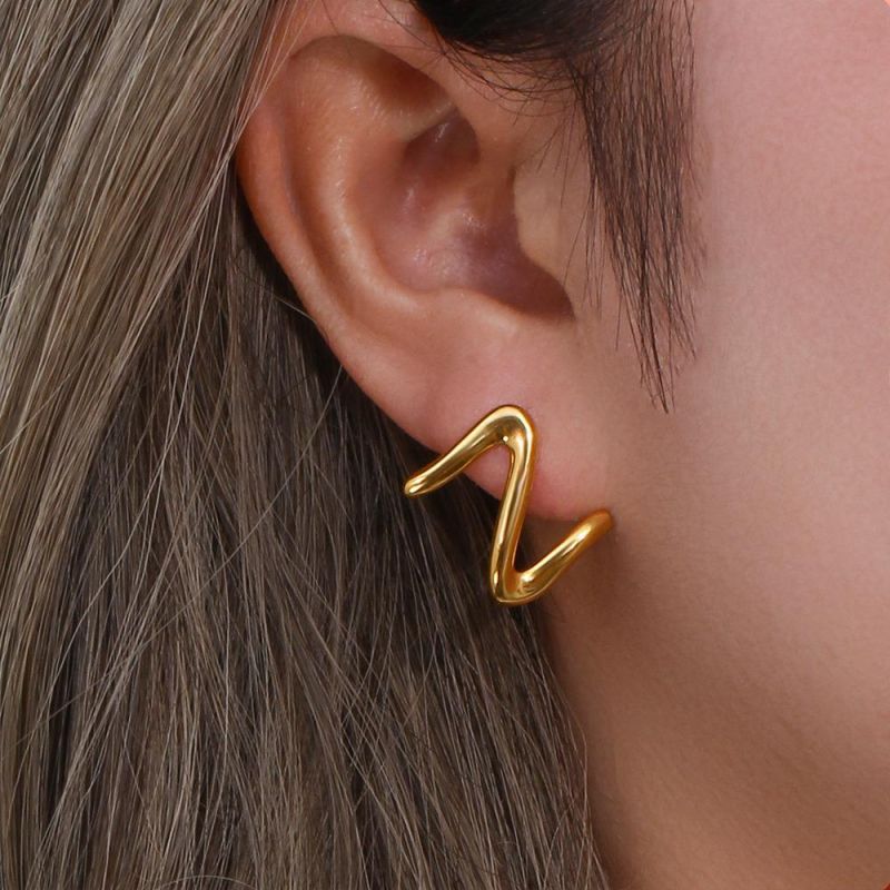 Chinese Manufacturer Customized Fashion Jewelry Matte 18K Gold Plated Z-Shaped Earrings Wholesale Stainless Steel Jewelry Women