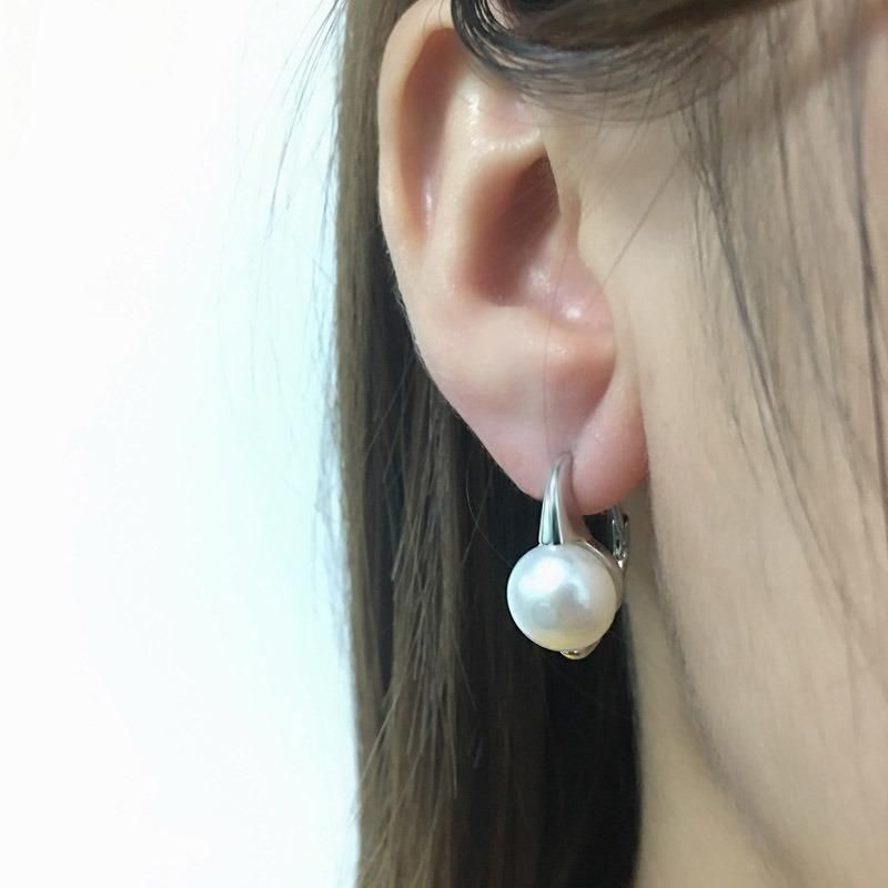 Fashion Jewelry Silver and Brass White Shell Pearl Earring