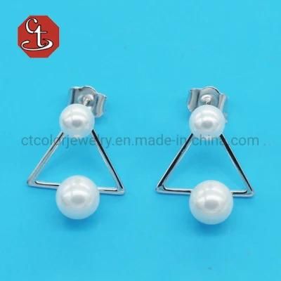 Korean Fashion Elegant Triangle Earrings for Women Girl Temperament Party Pearl Jewelry Gift