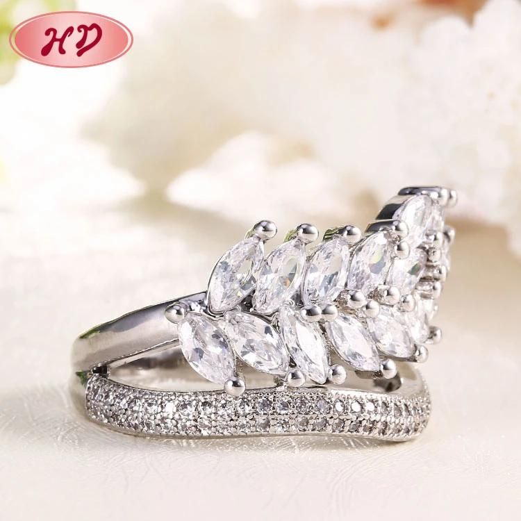 Fashion Gold Plating Rings Jewelry Women Modern Engagement Wedding Ring