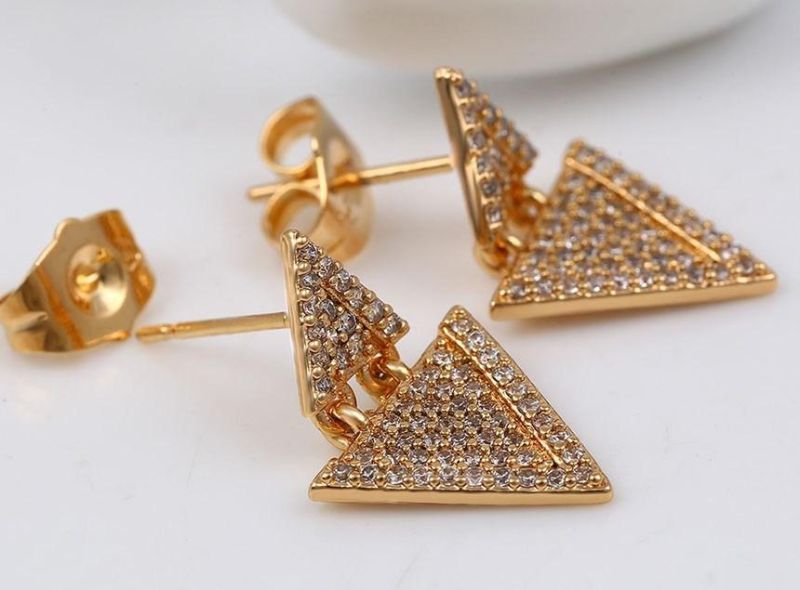 Popular Fashion Wholesale Shiny Crystal Triangle Earring Unique Design Jewelry