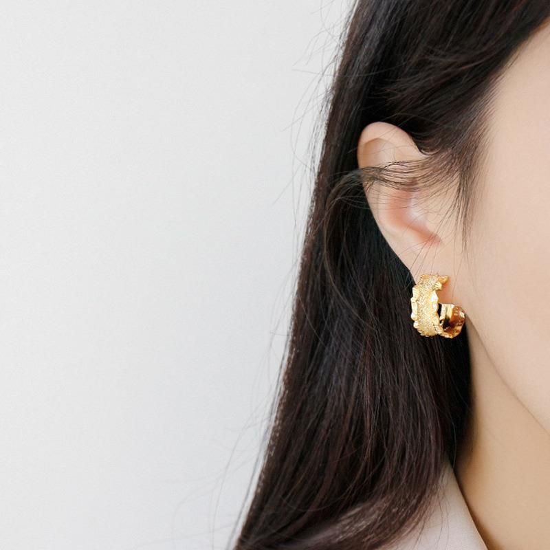 Fashion Simple Wave Sand Surface Wide Face Earrings Jewelry