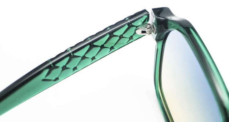 Fashion Diamond-Encrusted PC Frame Women Wholesale Sunglasses