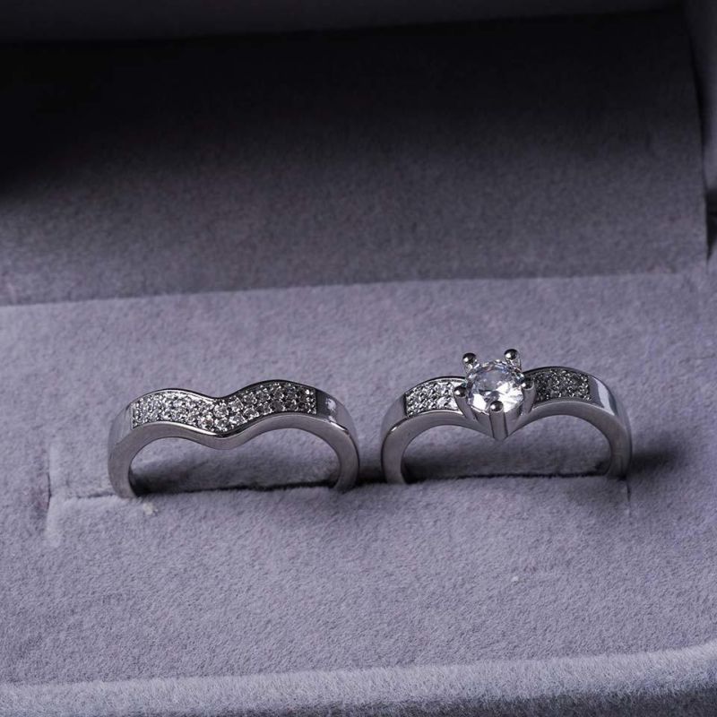 Fashion Jewelry Heart-Shaped Two-Color Diamond Pair Rings