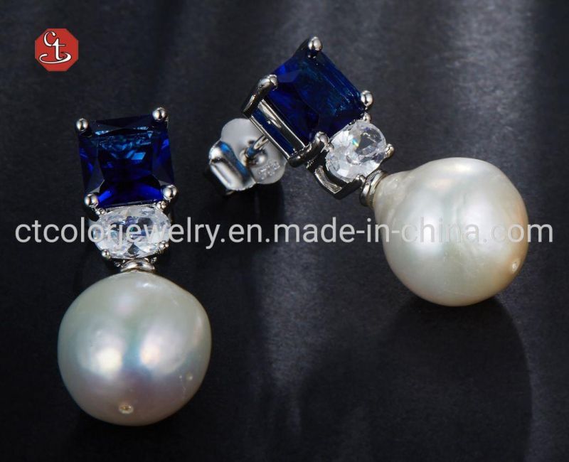 Fashion Women Jewelry Ring Flower Shape 925 Sterling Silver with High Quality Pearl Rings