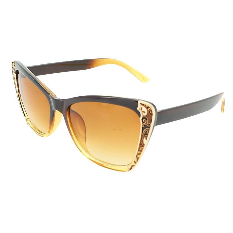 2019 Hot Selling Cateye Fashion Sunglasses with Metal Deco