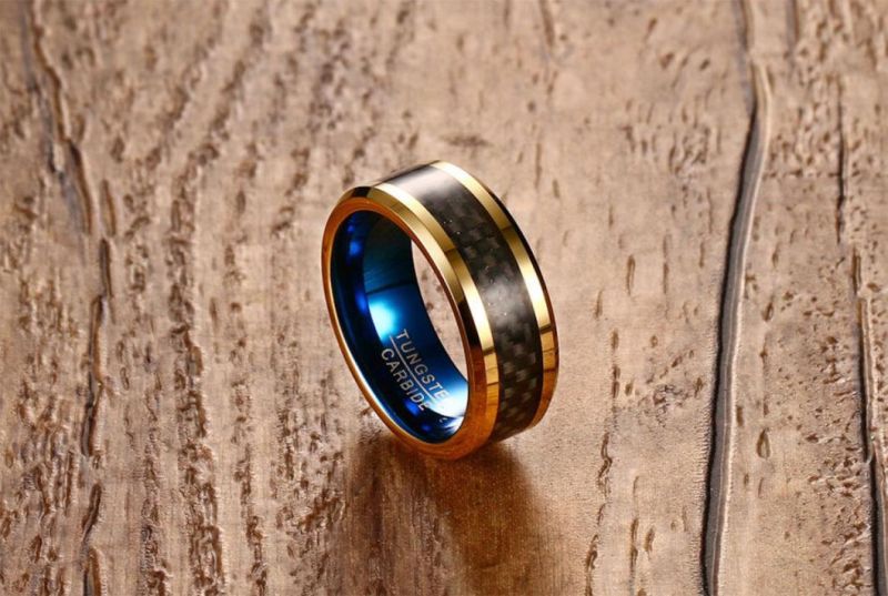 Jewelry Wholesale 8mm Tungsten Carbon Fiber Ring IP Gold Blue Fashion Ring Tst048