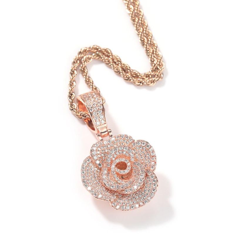 Three-Dimensional Hip Hop Rose Pendant Necklace