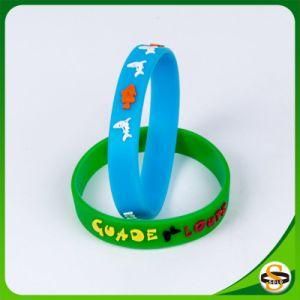 Wholesale Embossed Silicone Wristband for Merry Christmas Gift