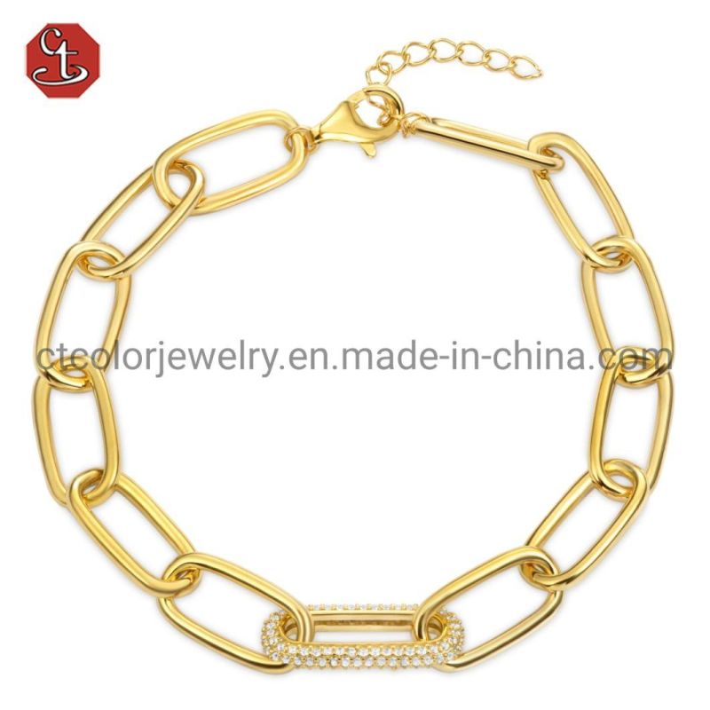 wholesale costume jewelry hiphop man hanging moveable hand accessory 14k Gold plating fashion Jewelry Bracelet