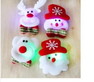 Christmas Flash Fabrics Brooch Santa Claus Shine Fashion Brooch Christmas Decoration Gifts Mix Style