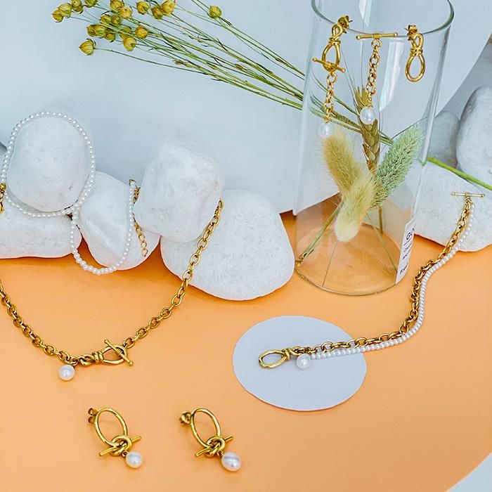 Wholesaler Stainless Steel Gold Plated Fashion Pearl Layering Jewelry Necklace for Lady Girl Handcraft