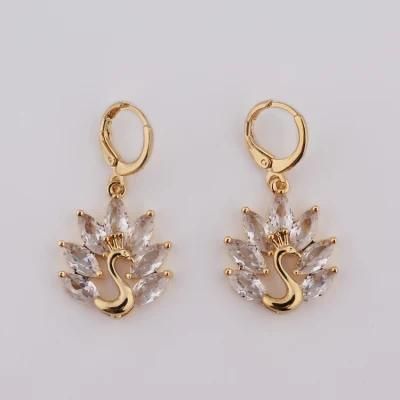Latest CZ Drop Earring Jewelry, Gold Plated Fancy Design Hanging Earrings Woman