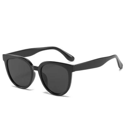 2022 New Custom Logo Samll Frame Fashionable Womens Sun Glasses Eyeglasses Sunglasses UV400 CE Eyewear