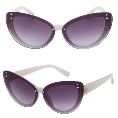 Cat Eye Shape Fashion Sunglasses with Lock Lens
