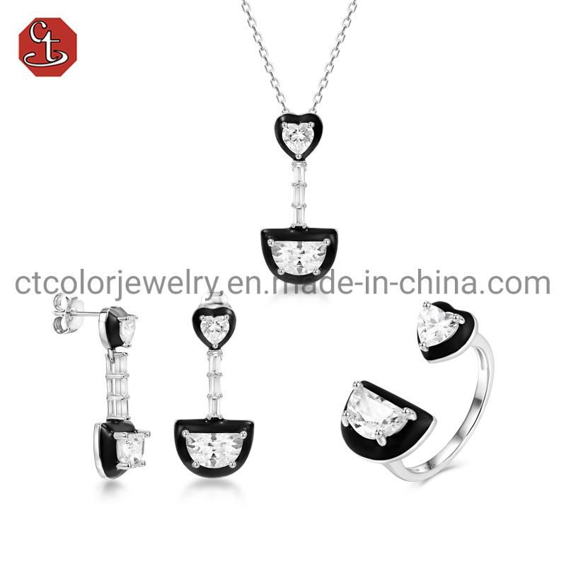Fashion Charm Jewelry Bracelet Bangle Black Enamel Green Emerald Stone Chain Bracelet for Women