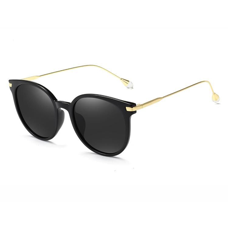 2019 Latest Fashion Metal Temples Sunglasses with Ready Made Goods