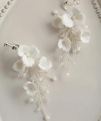 Bridal Wedding Crystal Pearl Flower Earring. Elegant Earring for Wemen