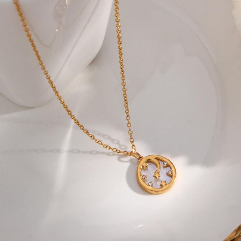 Factory Customized Fashion Jewelry Ins Fashion Niche Light Luxury Design Pendant Jewelry Five Pointed Star Moon Shell Round Brand Pendant Necklace Female