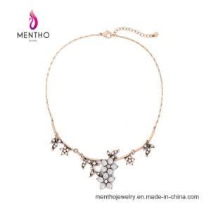 Vintage Simple Flower Shape Fashion Accessories Alloy Pendant Necklace
