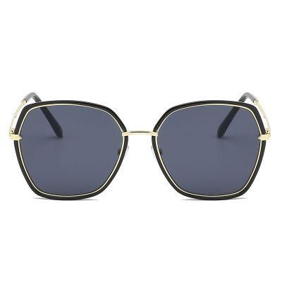 New Fashion Gradient Floor Display Stand Toys Children Shade Glasses Womans Designer Large Original Candy Colour Sunglasses