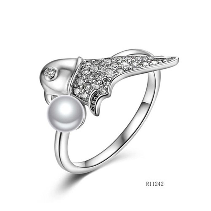 Elegant Animal Silver with Pearl Ring
