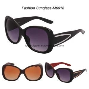 Pretty Fashion Sunglass (UV, FDA, CE) (M6018)