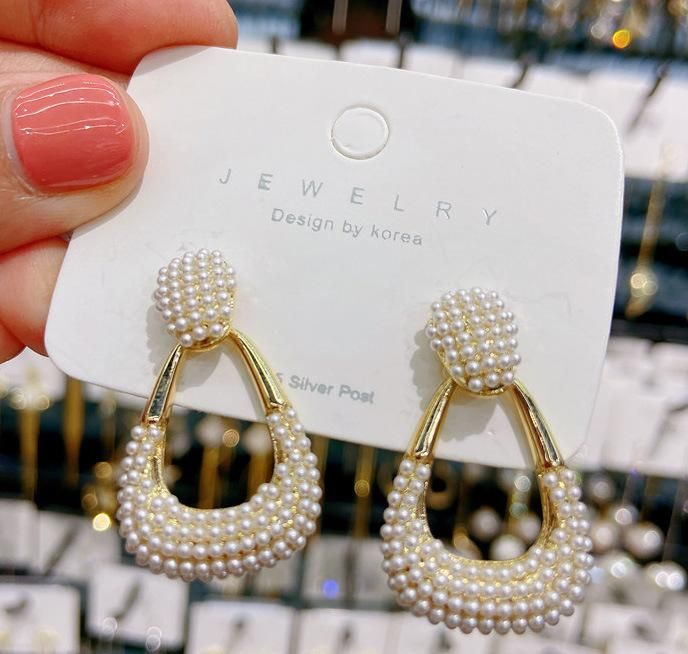 Fashionable Lady Trapezoidal Shape Vintage Pearl Earrings for Women Jewelry Elegant Style Fashion Jewelry 18K Gold Plated Geometric Pearl Studs