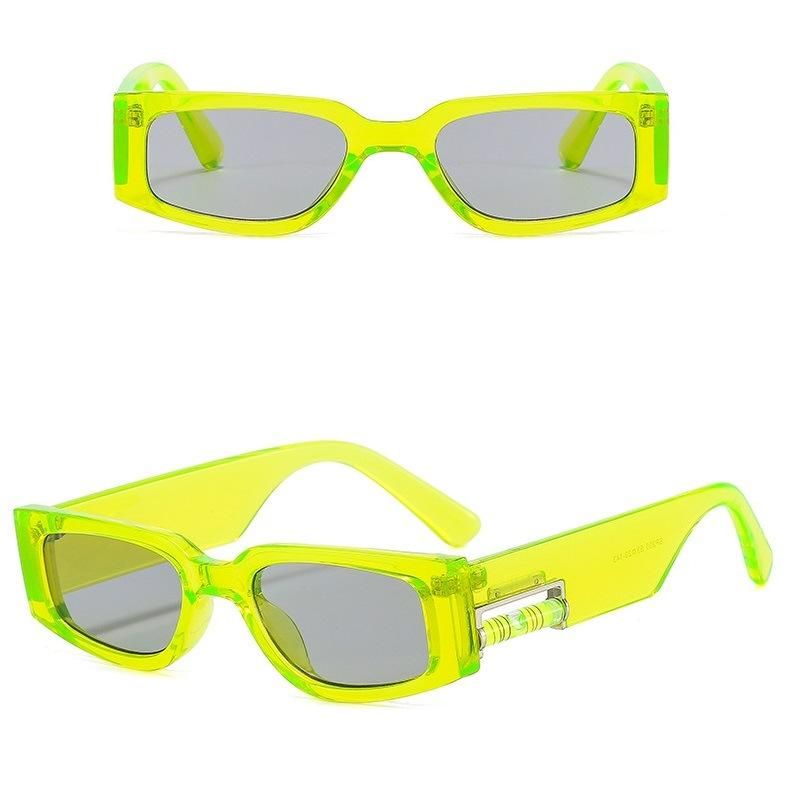 2022 Small Frame Personality Sunglasses Punk Designer Sunglasses