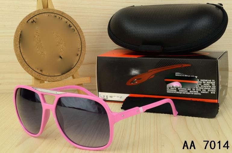 High Quality Designer Sunglasses/Eco-Friendly Plastic Fashion Sunglasses