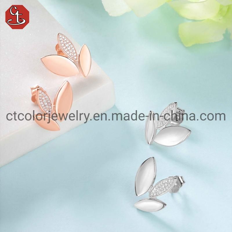 Wholesale Jewelry Cheap price Leaf Shape Earring in 925 Silver with CZ Stone