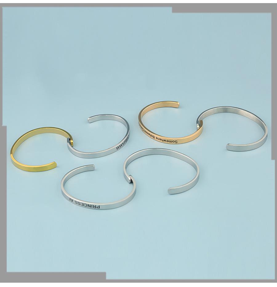 Geometric Stainless Steel Letter Women′ S Bracelet