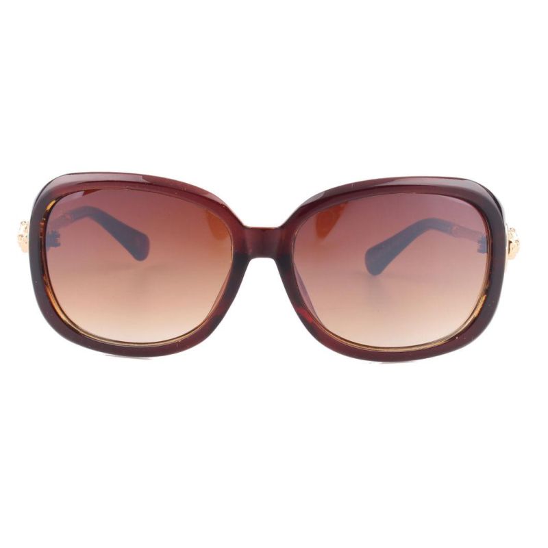 2017 Factory Directly Oval Shape Fashion Sunglasses with Gold Decoration